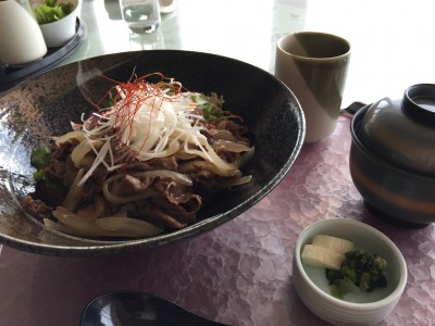 三田レークサイドカントリークラブ　レストラン　昼食