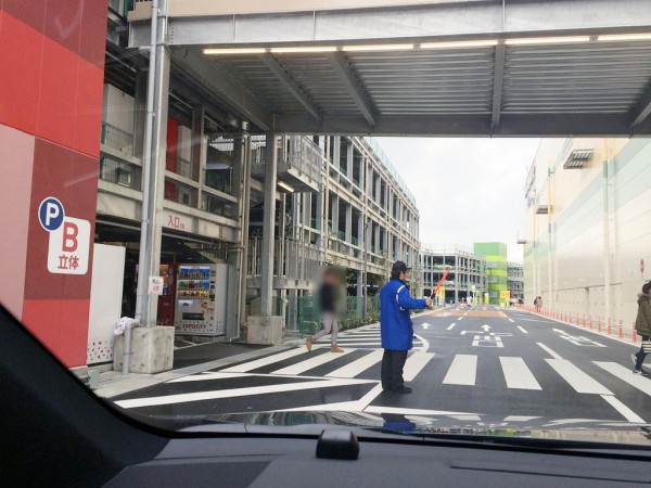 ららぽーとエキスポシティ EXPOCITY 平日 行ってきました 混雑 駐車場 レストラン 大阪 飲食店 グルメ 渋滞 待ち時間 おすすめ 予約 感想