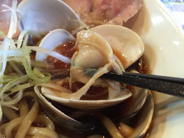 くそオヤジ最後のひとふり 十三 貝出汁専門ラーメン 醤油ラーメン あさり しじみ はまぐり メニュー 行列 感想 待ち時間 口コミ テレビで紹介