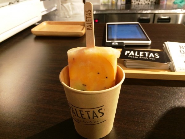 パレタス 梅田 蔦屋書店 ツタヤ 期間限定オープン PALETAS アイスキャンディー ジェラート スイーツ メニュー フローズンフルーツバー お取り寄せ 通販 店舗 混雑 行列 待ち時間 枚方