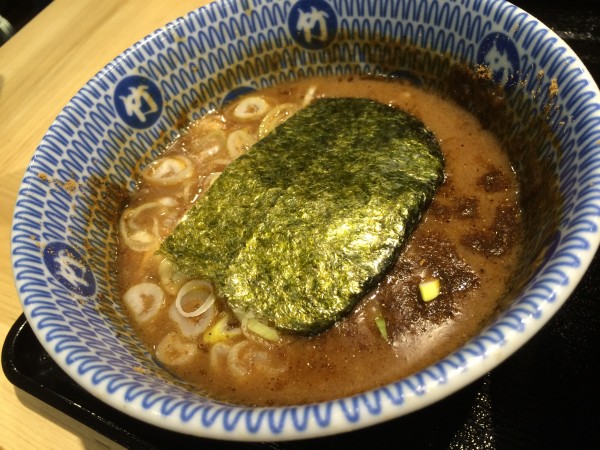 麺屋たけ井 阪急梅田駅 改札内 構内 京都で人気のつけ麺 テレビで紹介 行列 並ぶ 時間 空いている 豚骨清湯ラーメン 濃厚豚骨魚介つけ麺