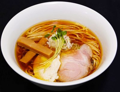 沸騰ワード ラーメン業界 高田馬場 らぁ麺やまぐち ミシュランの星に一番近いラーメン屋 鶏そば 鶏100％のスープ 行列 混雑 人気