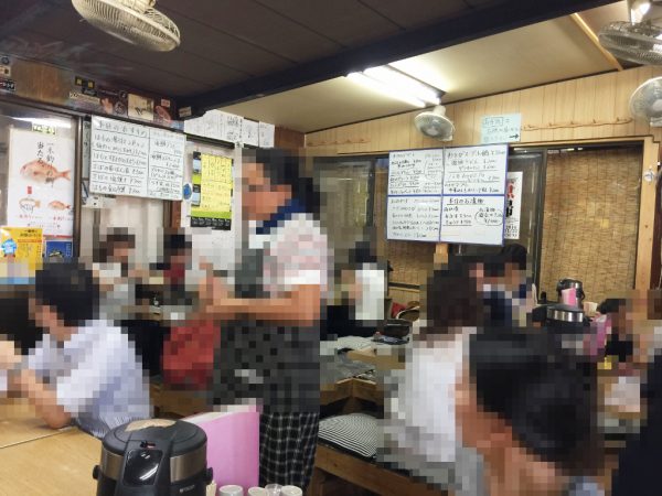 満幸商店 しらす丼 ボリューム満点 メニュー おためしコース 初心者コース わさびスープ 安い 持ち帰り 和歌山県 加太温泉 淡嶋神社 人形供養 交通アクセス 駐車場 送迎 最寄駅