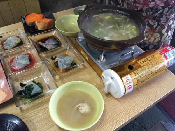 満幸商店 しらす丼 ボリューム満点 おためしコース 初心者コース わさびスープ 安い 持ち帰り 和歌山県 加太温泉 淡嶋神社 人形供養 交通アクセス 駐車場 送迎 最寄駅