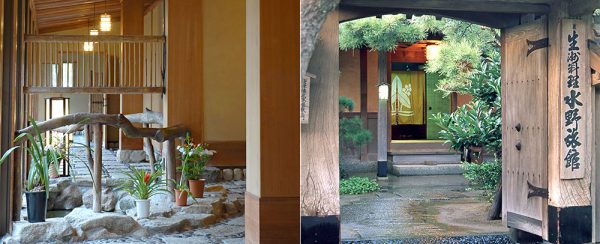 水野旅館の武家屋敷門