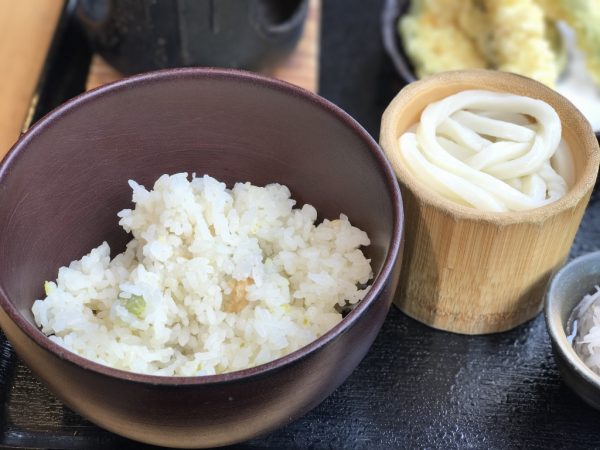 炊き込みごはん（えんどう豆ごはん）