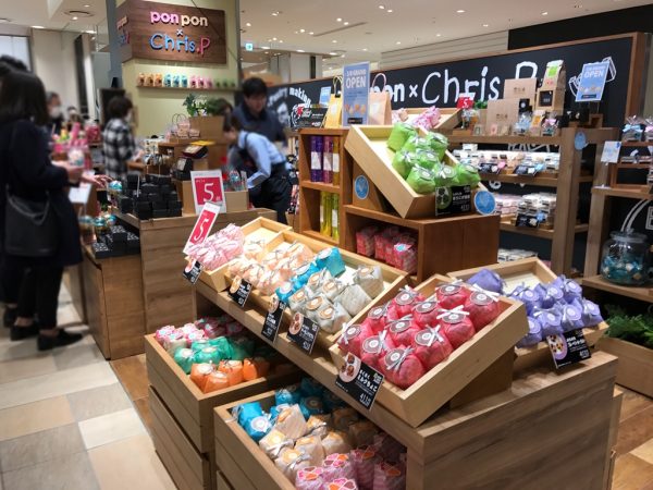 ルクアイーレ ルクア大阪 梅田 JR大阪駅 リニューアル 新店 伊勢丹 ポンポン×クリスピー あみだ池大黒 粟おこし クリスピーケーキ