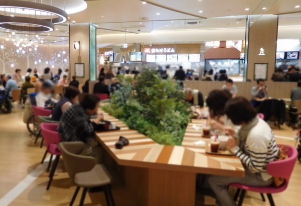 阪急西宮ガーデンズ 阪急西宮北口駅 フードコート 店舗一覧 Gardens Kitchen ガーデンズキッチン リニューアルオープン 新店 関西初出店 混雑 行列