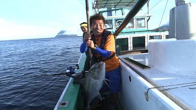 八重根港 釣り