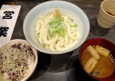 嵐にしやがれ そばうどんデスマッチ 松岡茉優 イモトアヤコ 人形町 徳 伊勢うどん