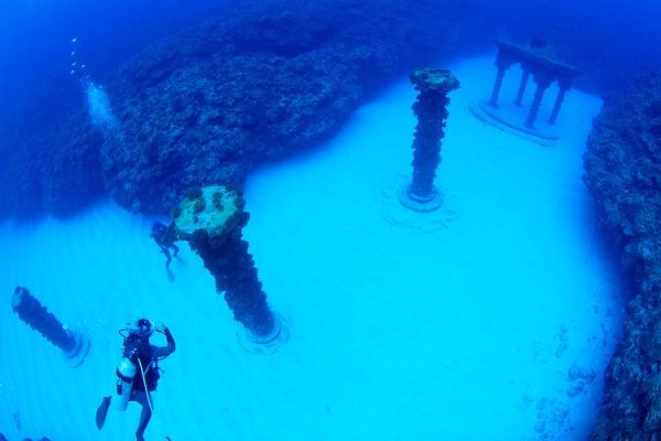 沸騰ワード10 沸騰島 与論島 鹿児島 海底神殿