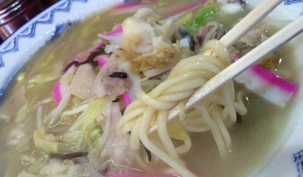 長崎ちゃんぽん 思案橋ラーメン 福山雅治行きつけ オススメ メニュー バクダンチャンポン ニンニク