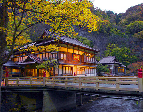 会津東山温泉 向瀧 登録有形文化財