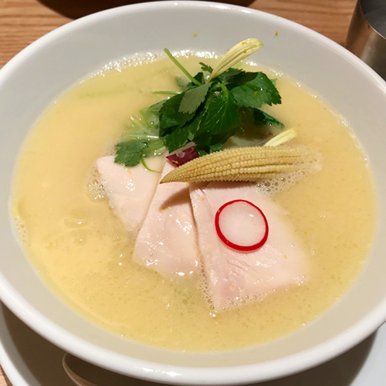 梅田 ルクア バルチカ ラーメン 銀座 篝