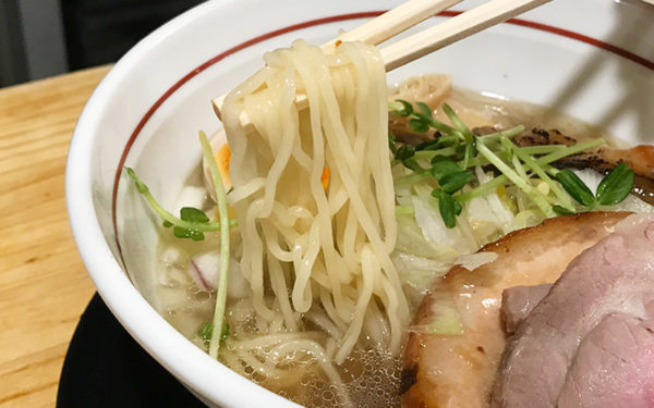 夢道場 極み塩ラーメン ストレート細麺