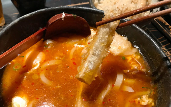 香味油の赤い麺蔵スペシャル 牛蒡 天麩羅
