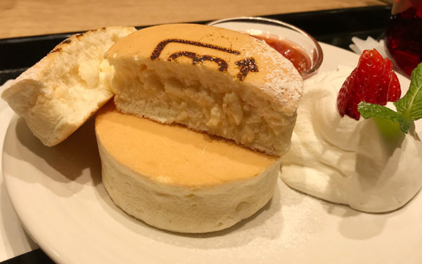 パンケーキ 季節の国産フルーツ