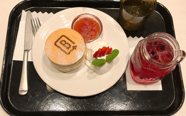 BURN SIDE ST CAFE バーンサイド・ストリート・カフェ うめだフードホール 阪急三番街 パンケーキ セット