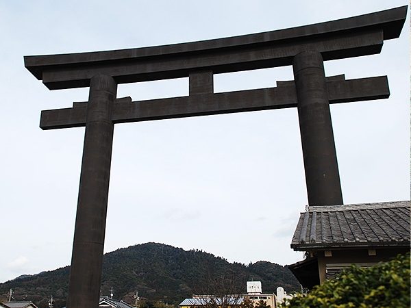 大神神社 大鳥居