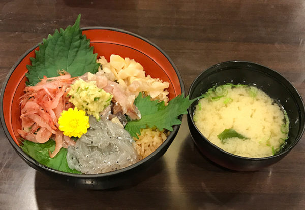 沼津港 千本一 ぬまづ丼 三色丼