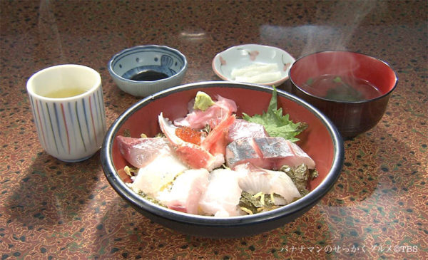 魚山亭 特上海鮮丼