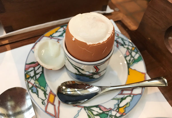 半熟卵 神戸北野ホテル 世界一の朝食