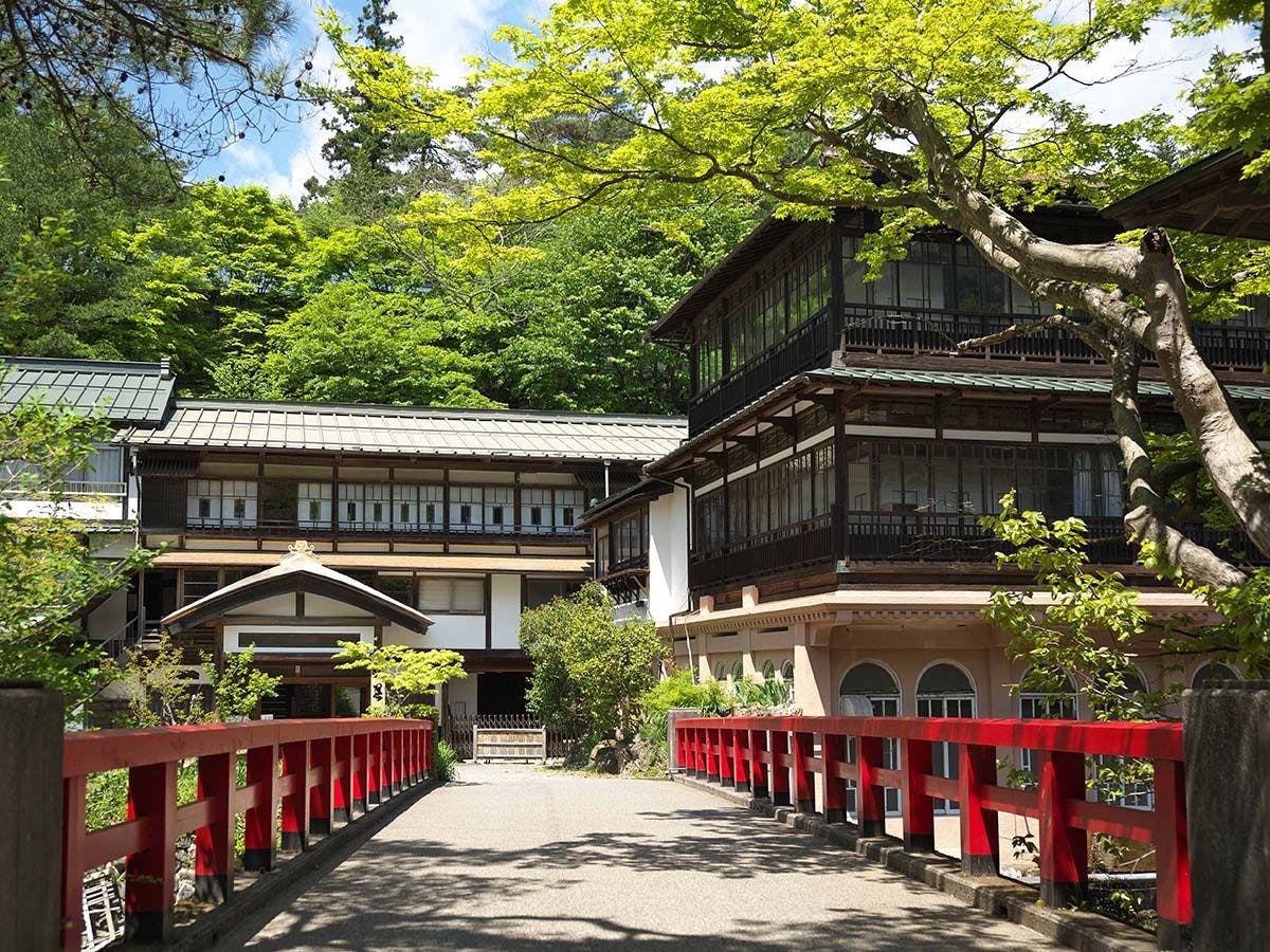 四万温泉 積善館