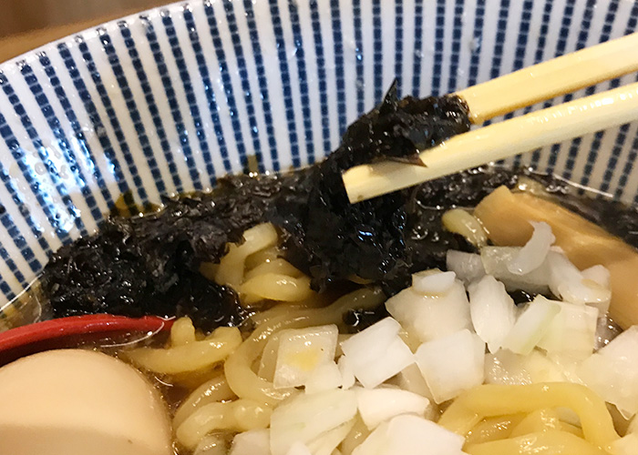 背脂醤油らー麺 海苔 ジョーテラスオオサカ 大阪城下町 ラーメン小路 焼きあご塩らー麺 たかはし