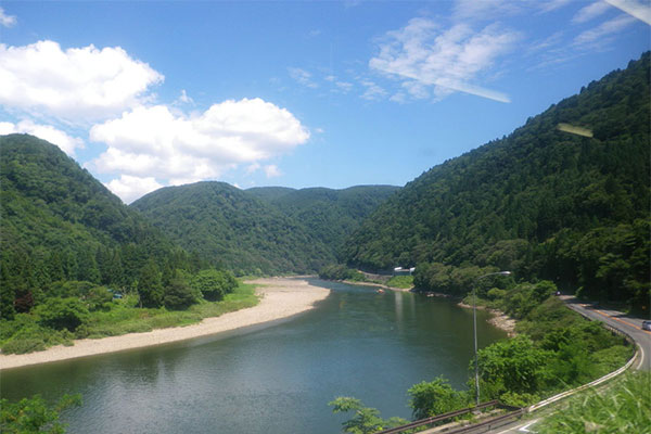 朝だ!生です旅サラダ ゲストの旅 氷川きよし 山形 最上川