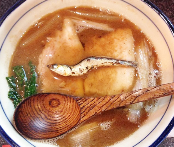 ケンミンショー 大阪ラーメン 行列 福島 麺香房 三く