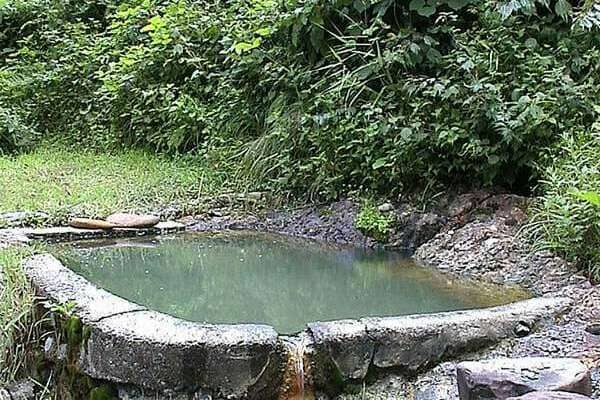 山形 野天 露天風呂 混浴 石抱温泉