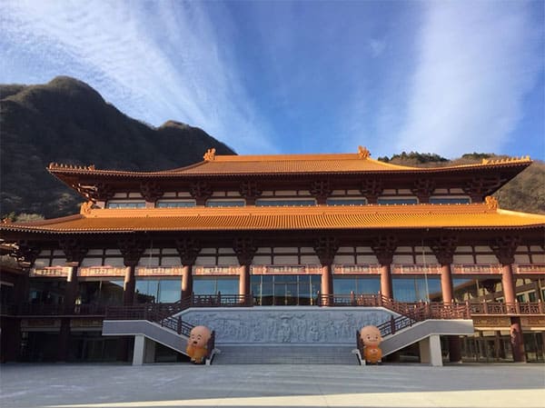 ヒルナンデス 修学旅行 群馬 伊香保温泉 佛光山法水寺