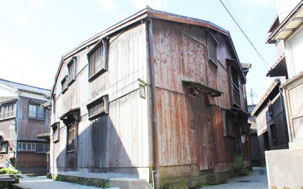 佐渡島 宿根木保存地区 三角家