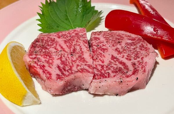 宝塚 焼肉 高山 特選 噂の伊賀牛