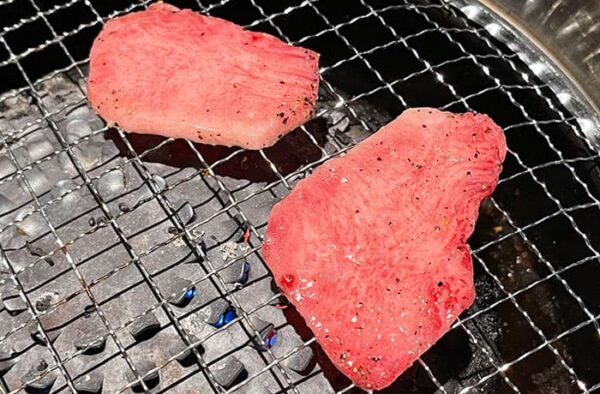 宝塚 焼肉 高山 特選生塩タン