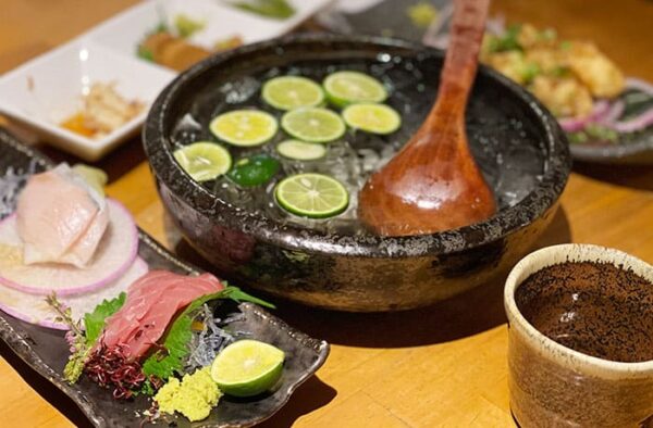 和歌山 炭焼菜彩干物飯 紀州のしずく