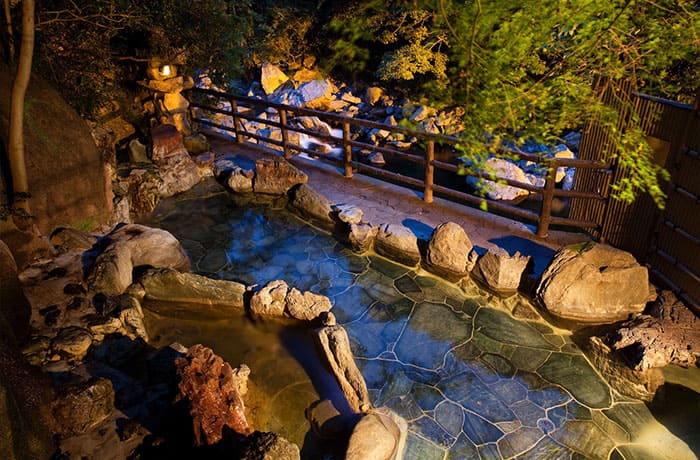 大阪 高槻市 摂津峡 花の里温泉 山水館 露天風呂