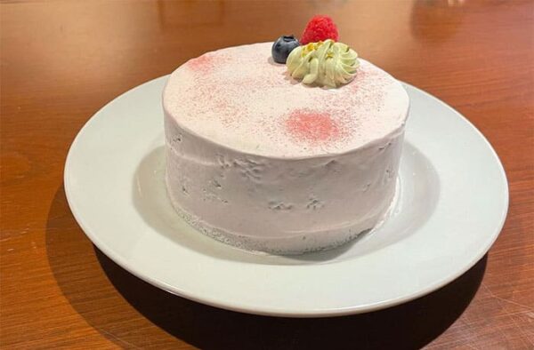 東京 渋谷 代々木公園 セバスチャン ピスタチオガナッシュとさくらのショートケーキ