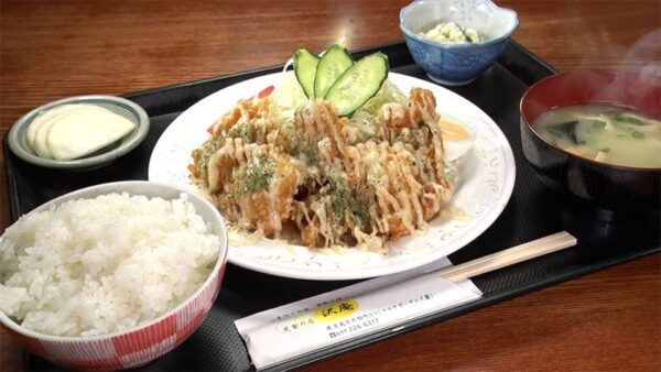 鹿児島市 定食の店 沢庵 チキン南蛮定食