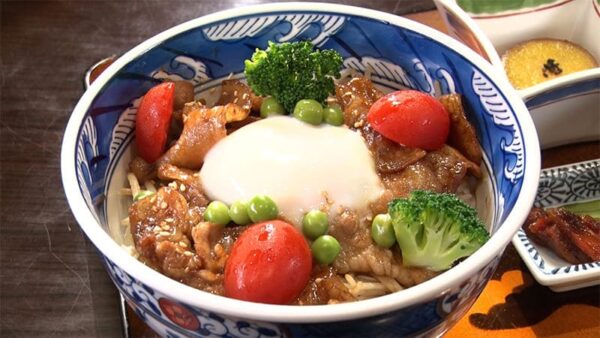 鹿児島県 指宿市 黒豚と郷土料理 青葉 温たまらん丼