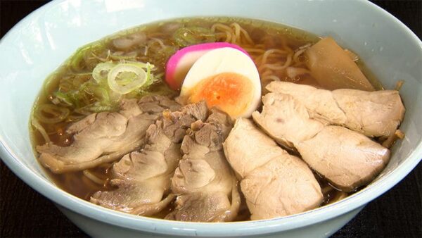 道の駅 ひない れすとらん比内どり 比内地鶏チャーシュー麺