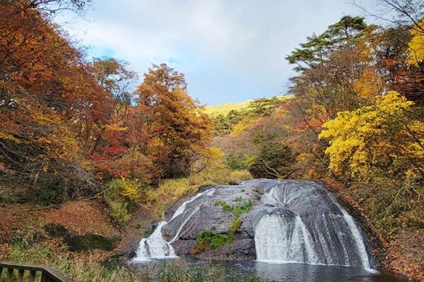 岩手県 花巻市 釜淵の滝