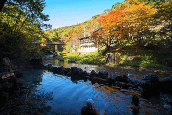 岩手県 花巻市 大沢温泉 湯治屋 露天風呂