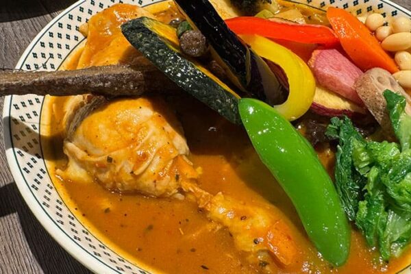 スープカレー専門店 Rojiura Curry SAMURAI. グランフロント大阪 路地裏カリー サムライ チキンと一日分の野菜20品目