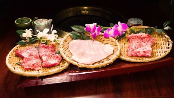 富士吉田市 YAKINIKU竜ヶ丘 焼肉 希少部位三種盛り合わせ