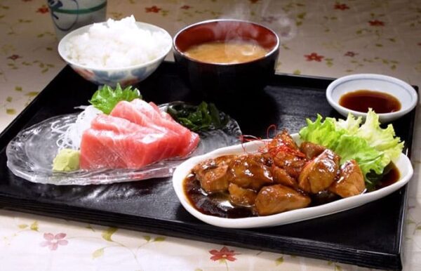 三浦市 三崎 三崎港 まるいち食堂 まぐろタレ焼き定食