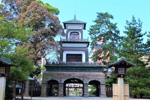 石川県 金沢市 尾山神社
