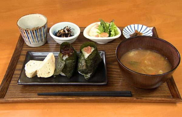 白馬農場 農かふぇ キッチン＆マルシェ 白馬農場の米 おにぎり定食