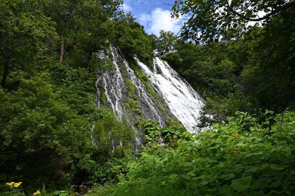 北海道 ウトロ 知床 オシンコシンの滝 名瀑