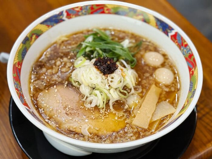 和歌山県 岩出市 塩らーめん専門店 SHIN8 しんぱち 限定 豚骨魚介レッド